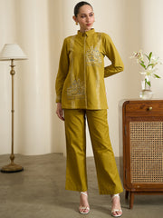 Dull Yellow