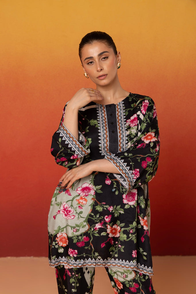 floral black color muslin co-ord set consisting of round neck top and matching pants