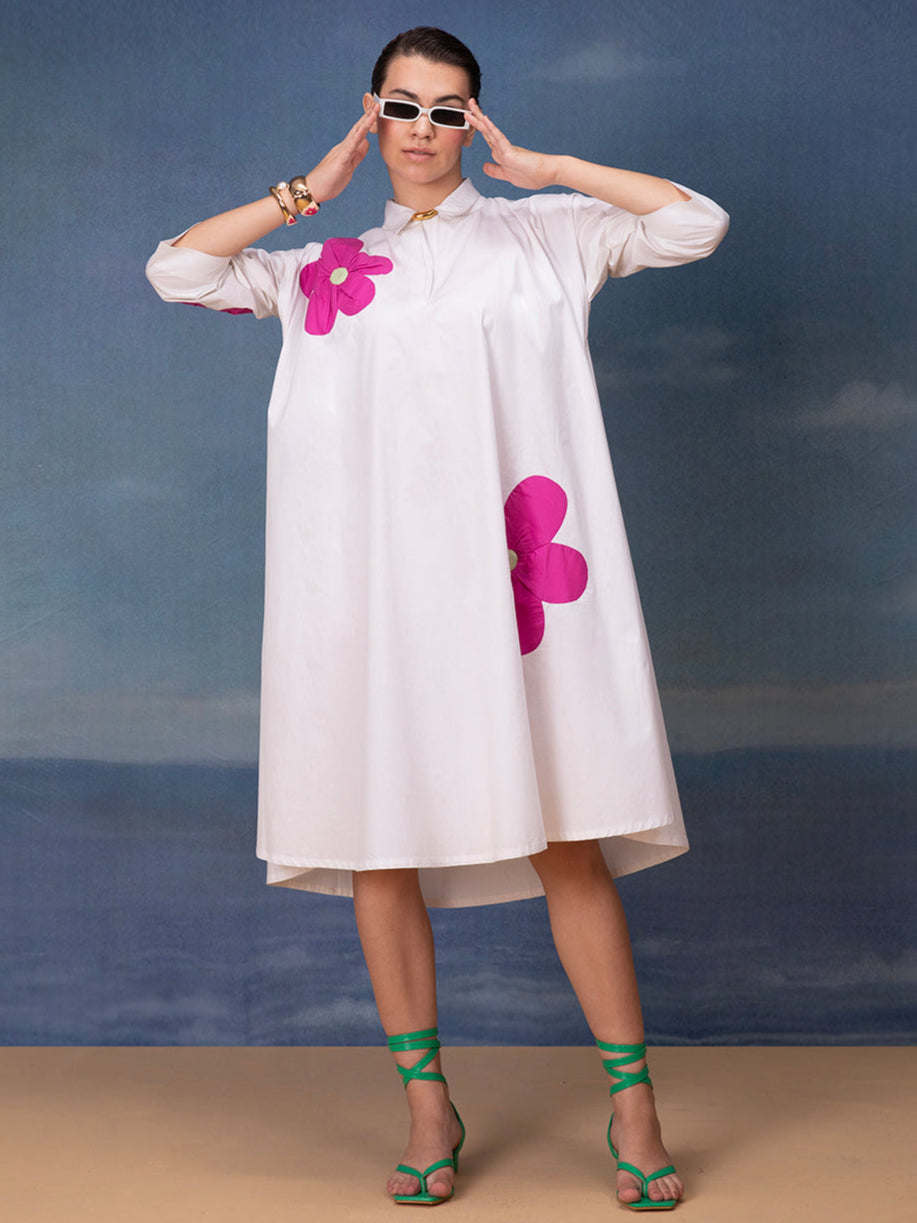 White Color Midi Dress With Pink Patch – Bannoswagger